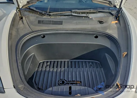 2021 Tesla Model 3 из США, поврежденный, VIN 5YJ3E1EA9MF085594